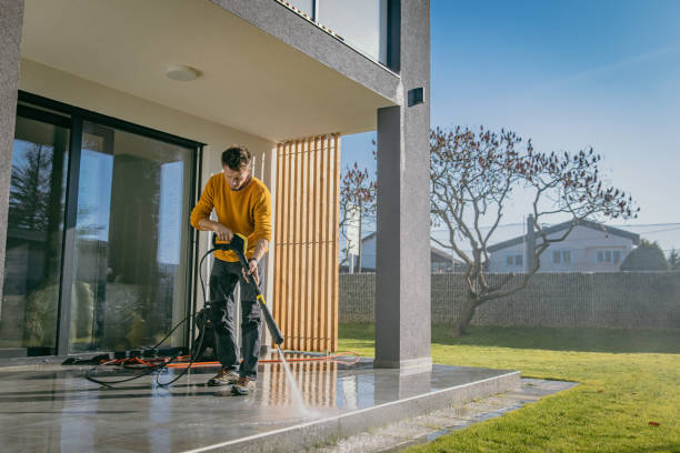 Best Pool Deck Cleaning in Las Quintas Fronterizas, TX
